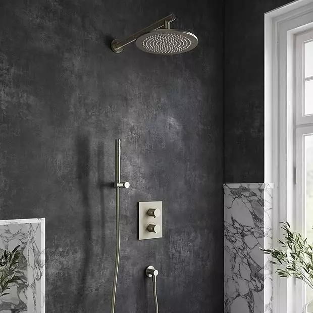 Set mitigeur bain-douche Villeroy & Boch Universal Taps & Fittings TVD00065300064, douche à effet de pluie Villeroy & Boch Universal Showers TVC00000100064, TVD00065100000, TVS10900600064, TVC00045800064, TVC00045351064, TVC00045600064, TVC00003500064