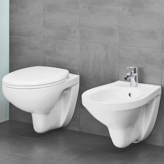 Set châssis encastré avec bouton de chasse d'eau Grohe Rapid SL 39448000, cuvette WC avec abattant à descente lente Grohe Bau Ceramic 39351000