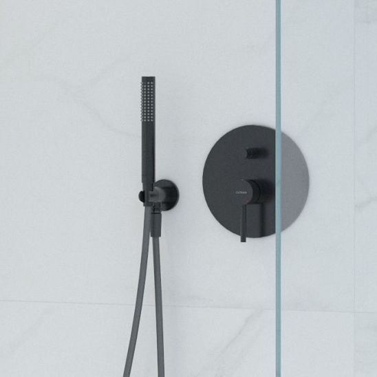 Set mitigeur bain-douche Oltens Katla 34600300, douche à effet de pluie Oltens Vindel 37000300, 39100300, 39400300, 39304300, 37102300, 37200300